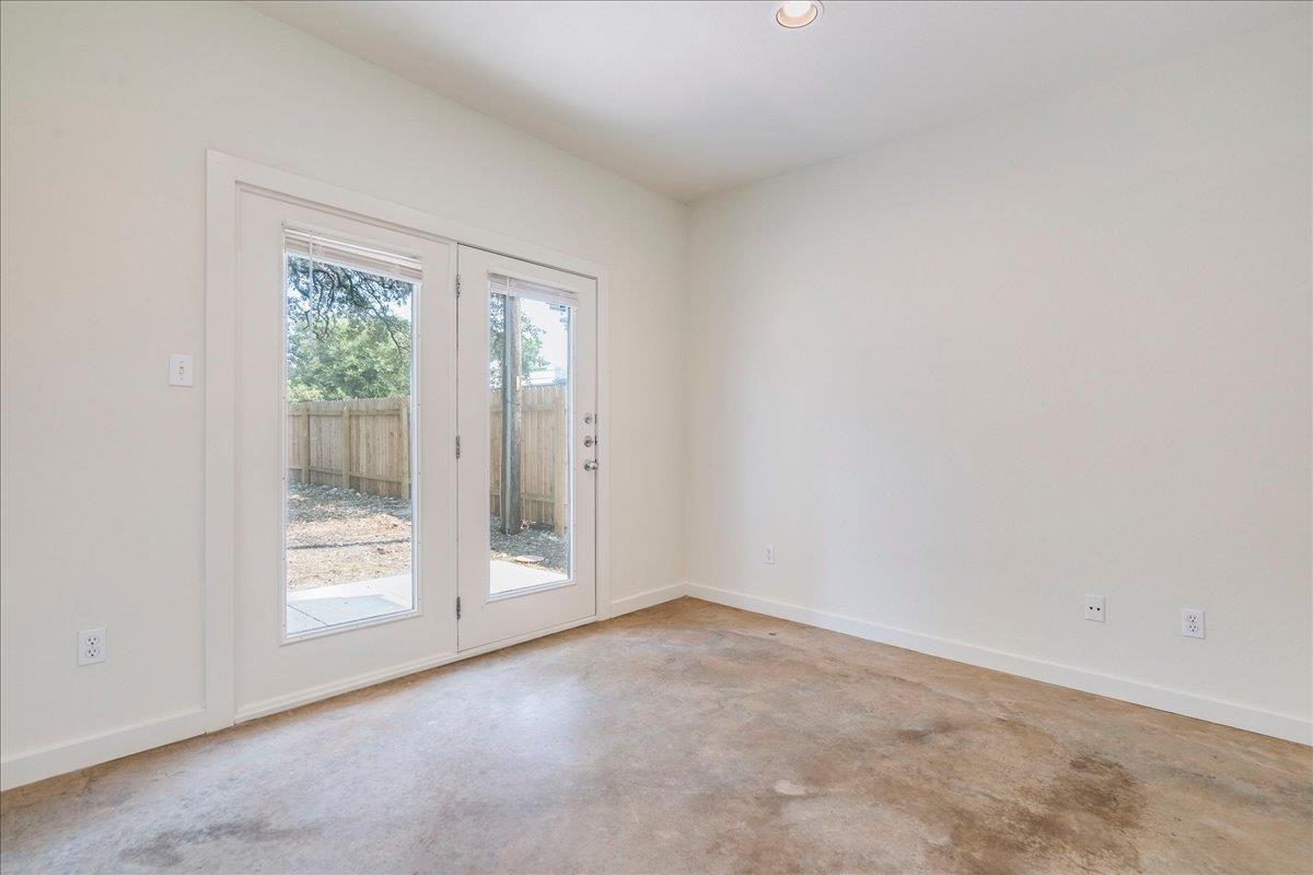 2811 Hardeman St #b Property Photo 12
