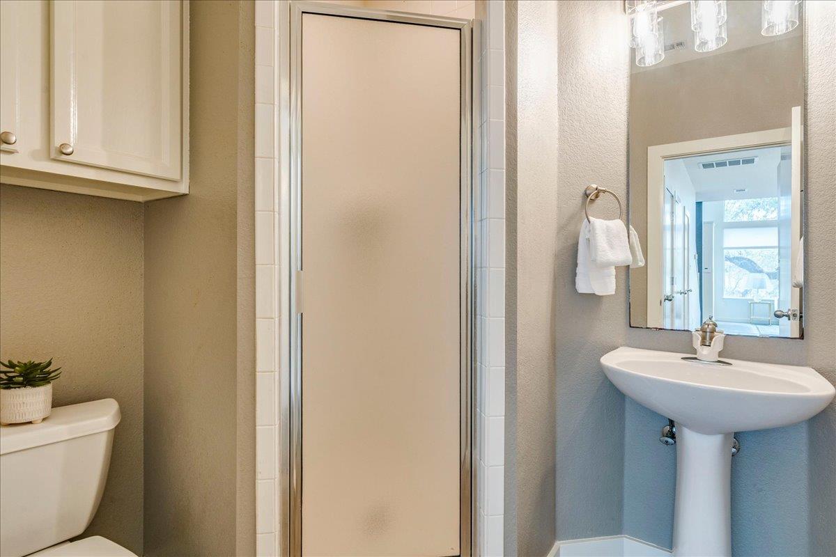 2811 Hardeman St #b Property Photo 14