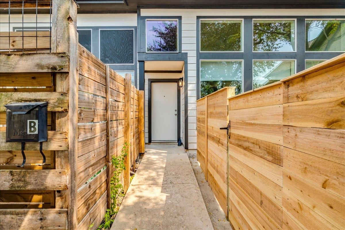 2811 Hardeman St #b Property Photo 31