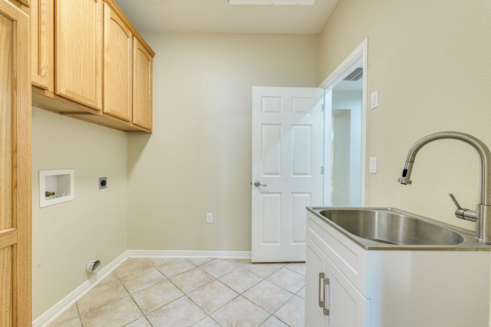 107 Liatris Ln Property Photo 25