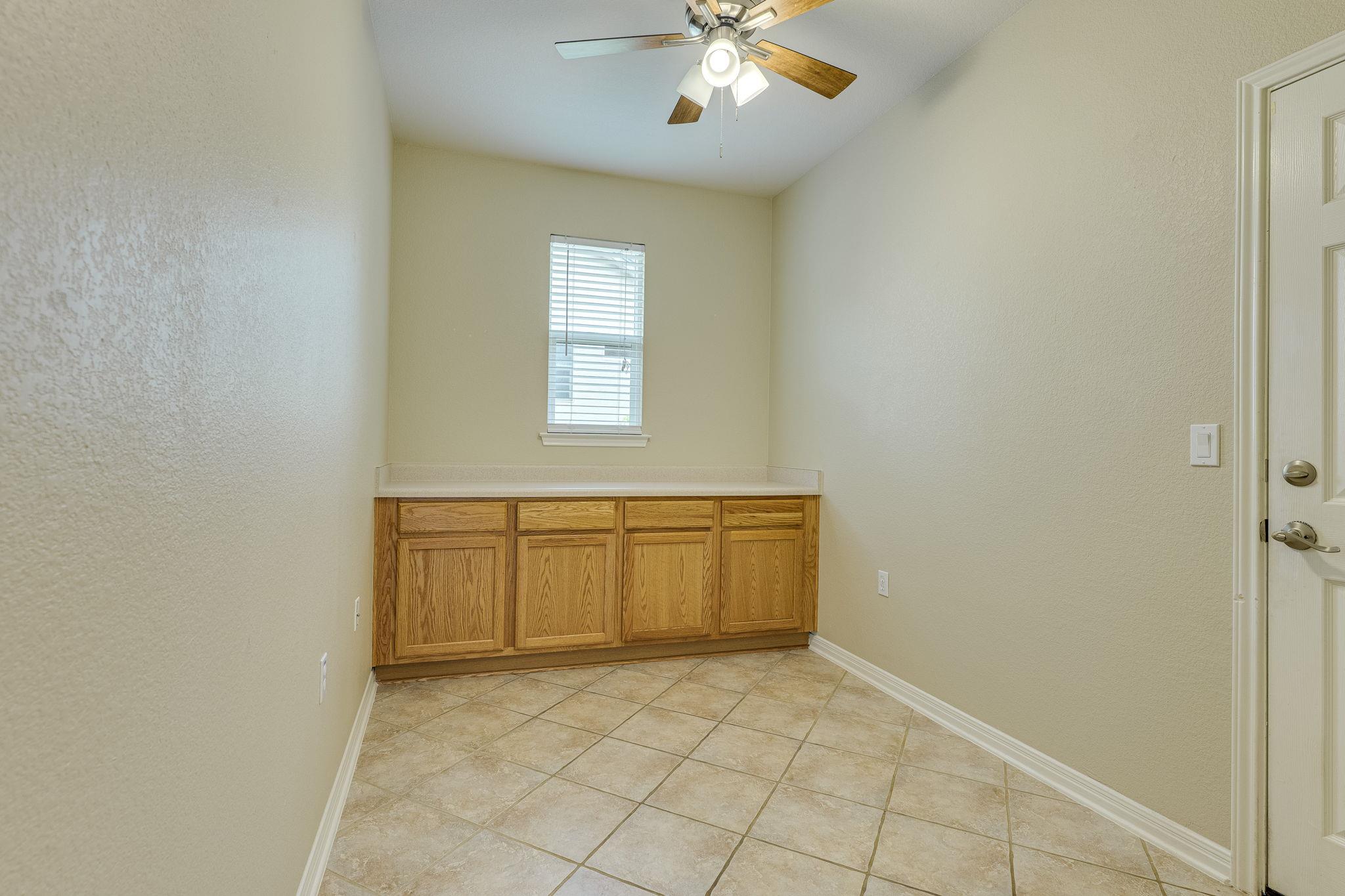 107 Liatris Ln Property Photo 26