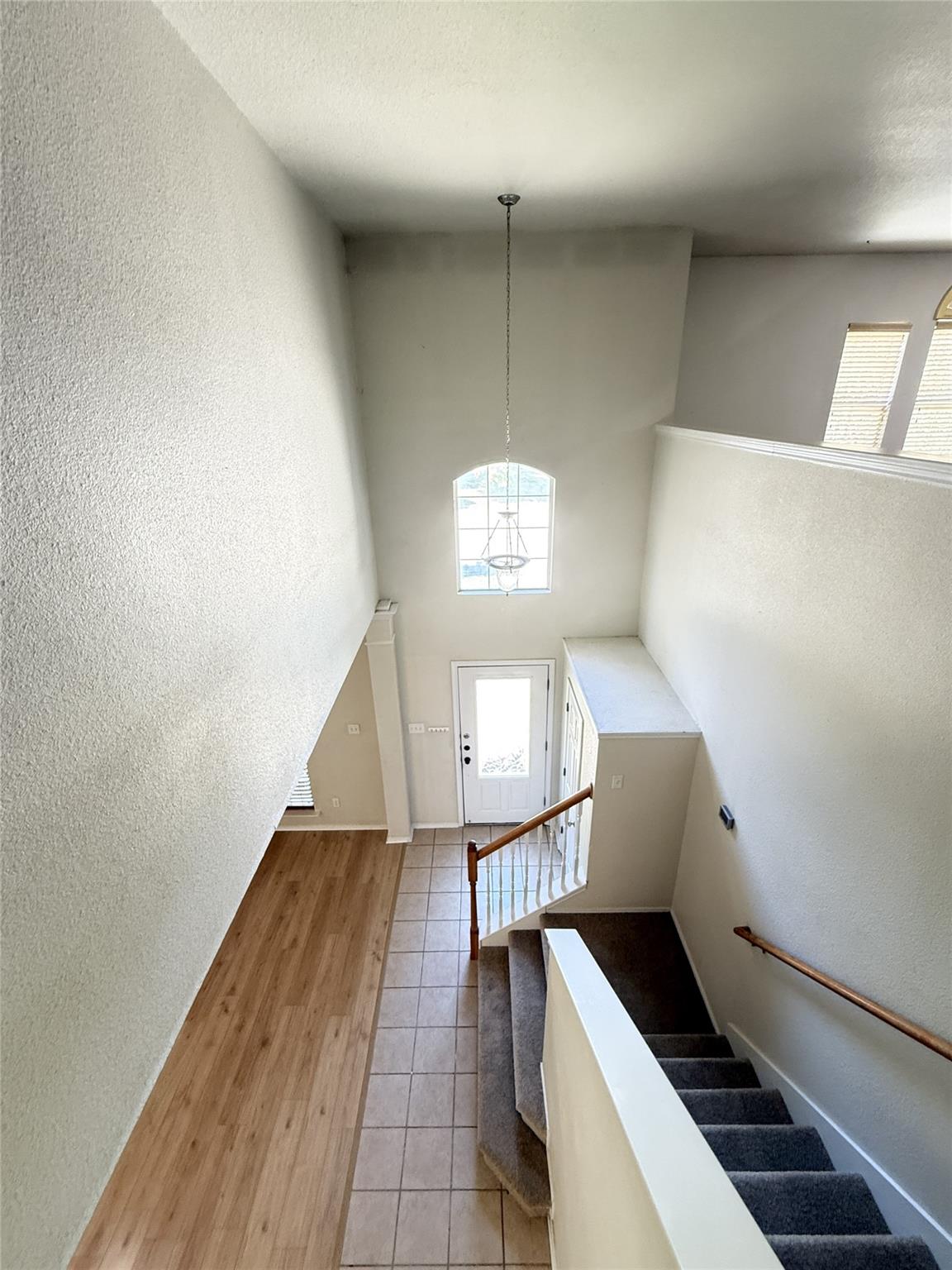 109 Mission Dr Property Photo 18