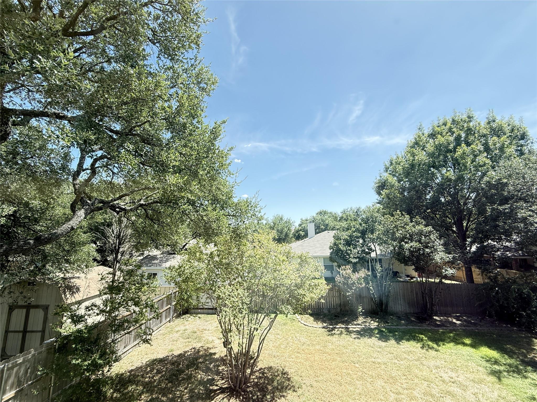109 Mission Dr Property Photo 25