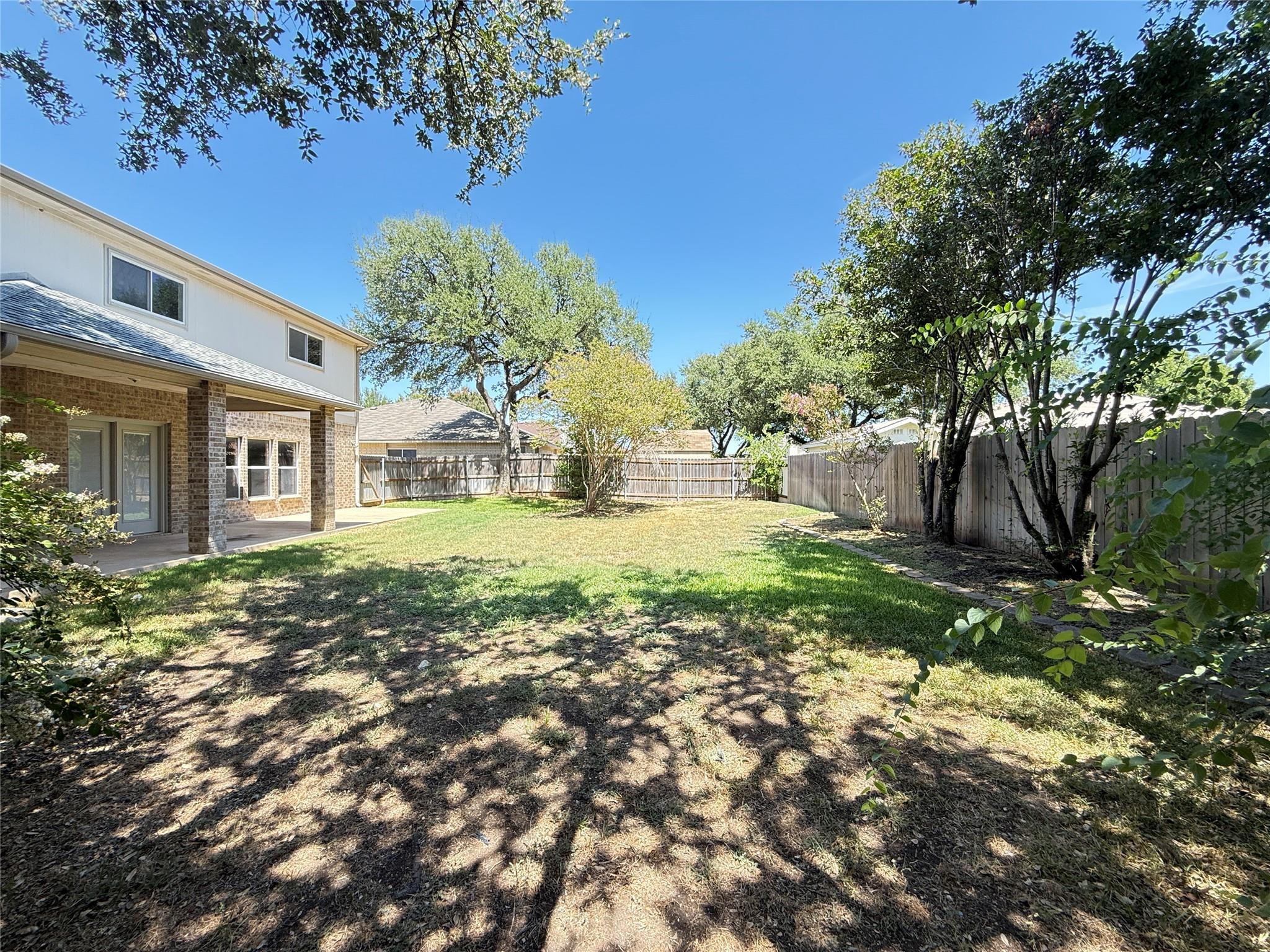 109 Mission Dr Property Photo 28