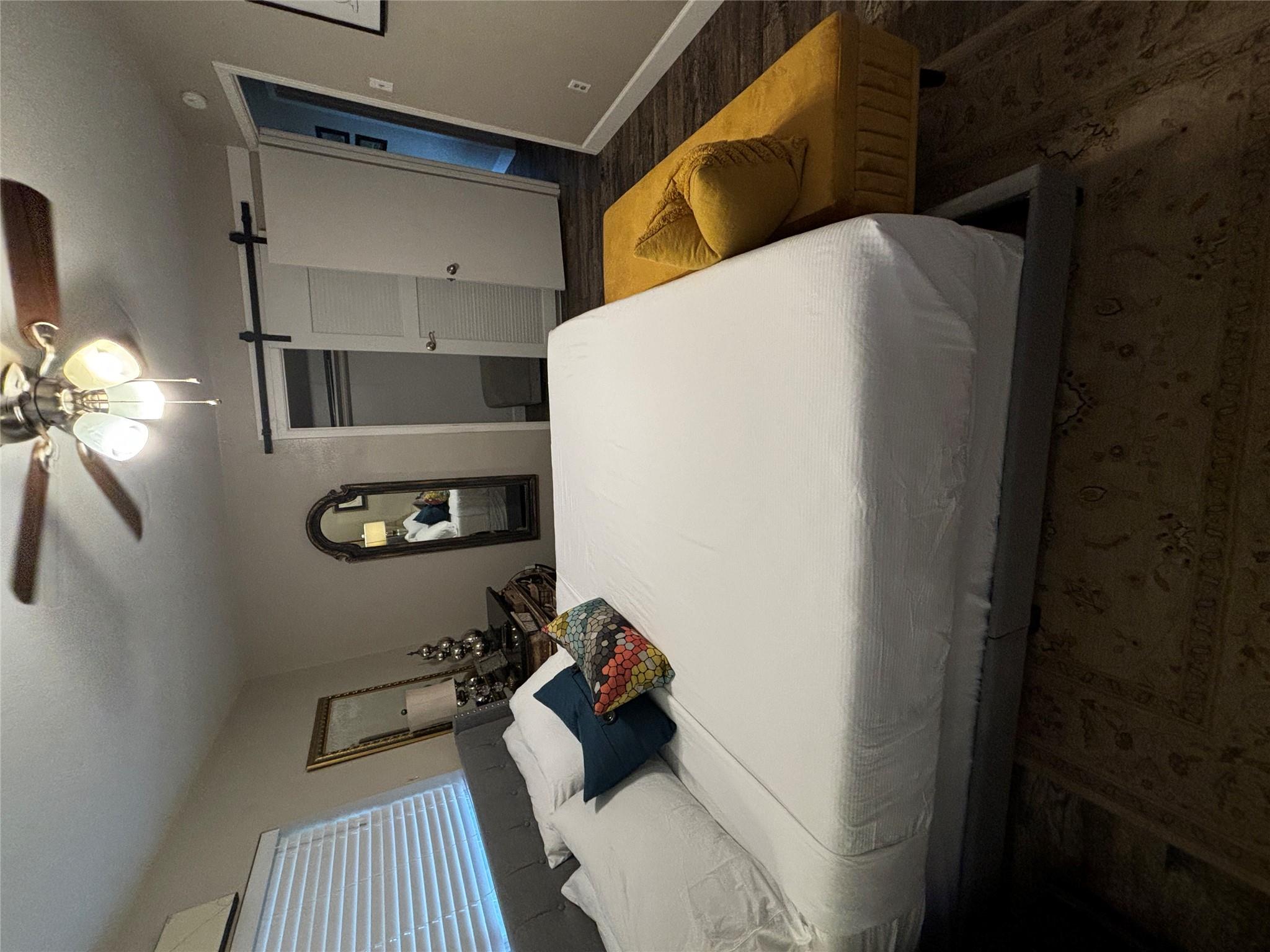 1307 Sherry Ln #b Property Photo 11