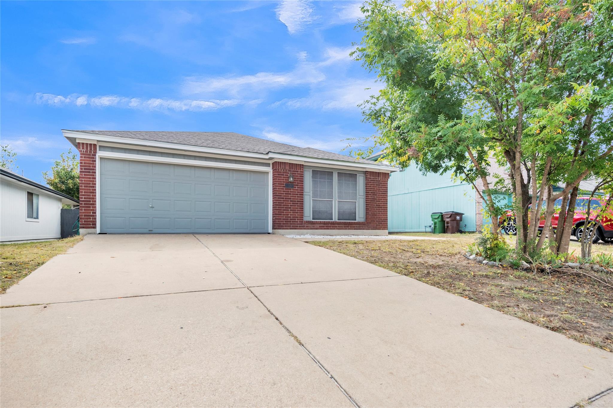 1507 Hollow Tree Blvd Property Photo 2