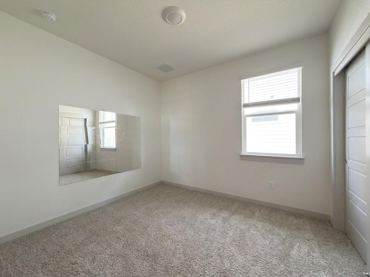 3001 Egan Dr Property Photo 13