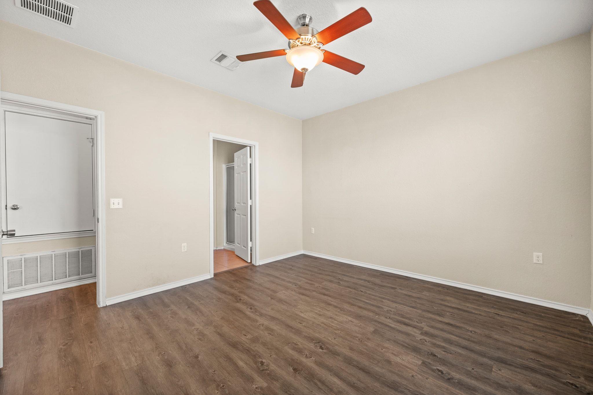 5704 Levenwood Ln Property Photo 13