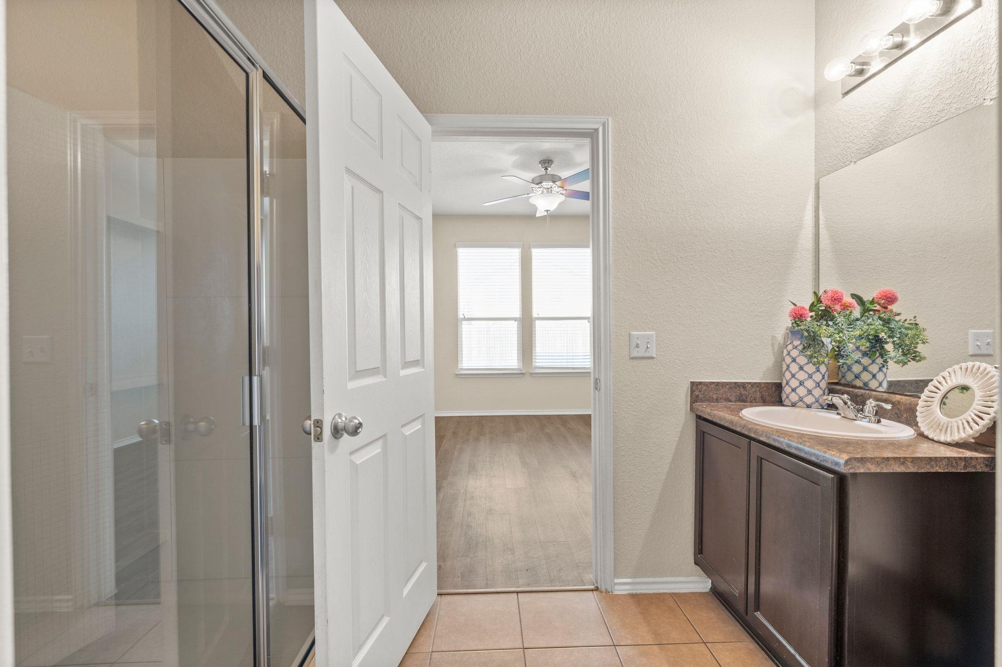5704 Levenwood Ln Property Photo 16