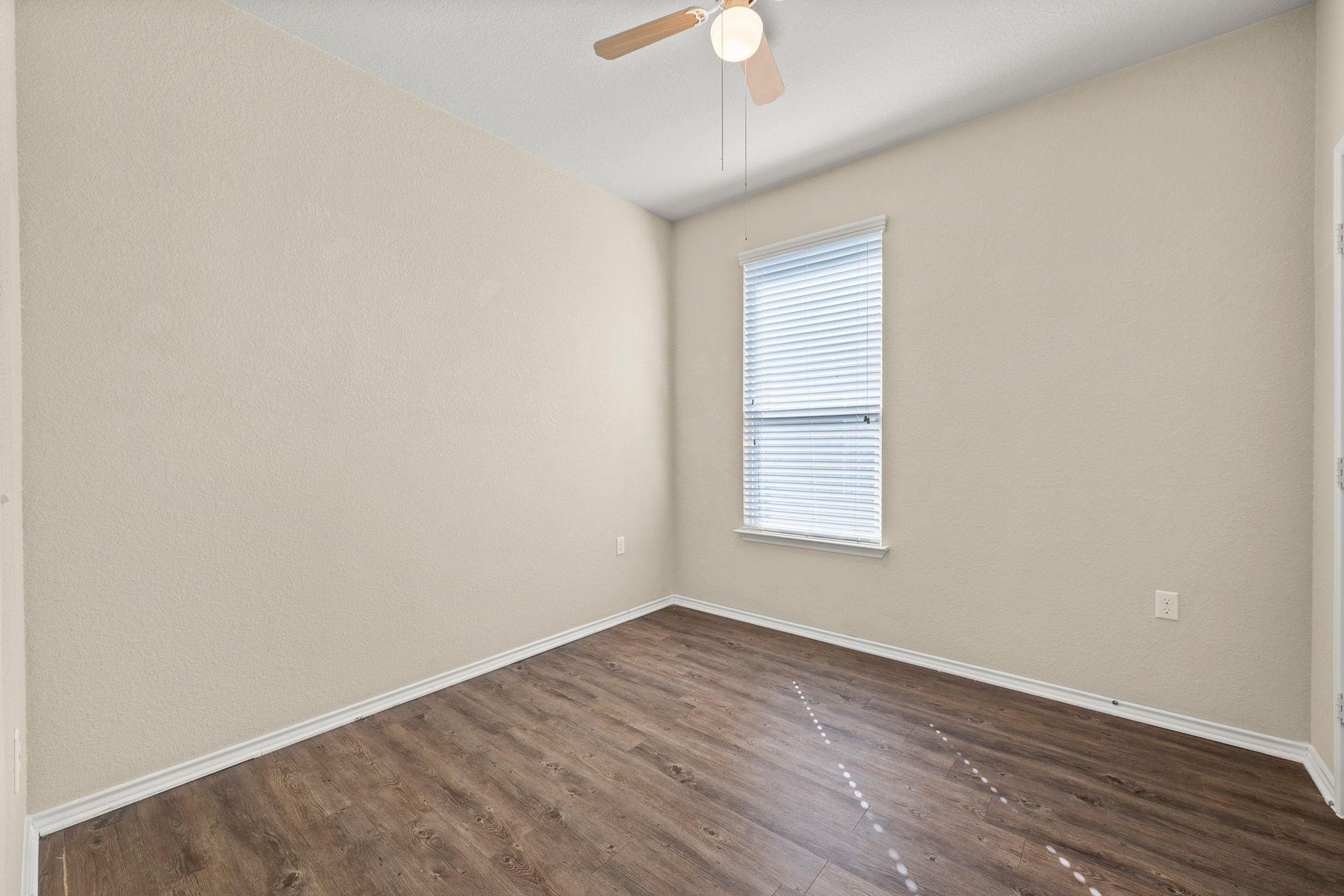 5704 Levenwood Ln Property Photo 17