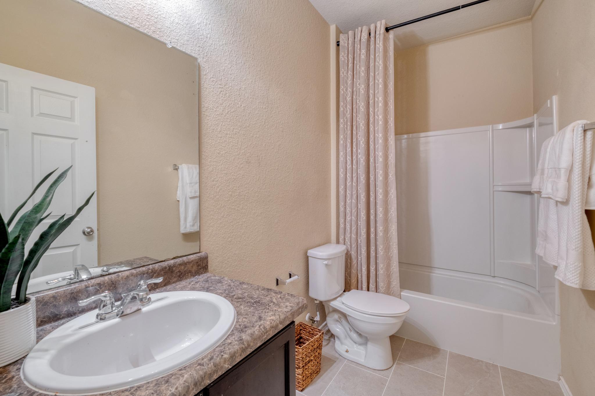 5704 Levenwood Ln Property Photo 19