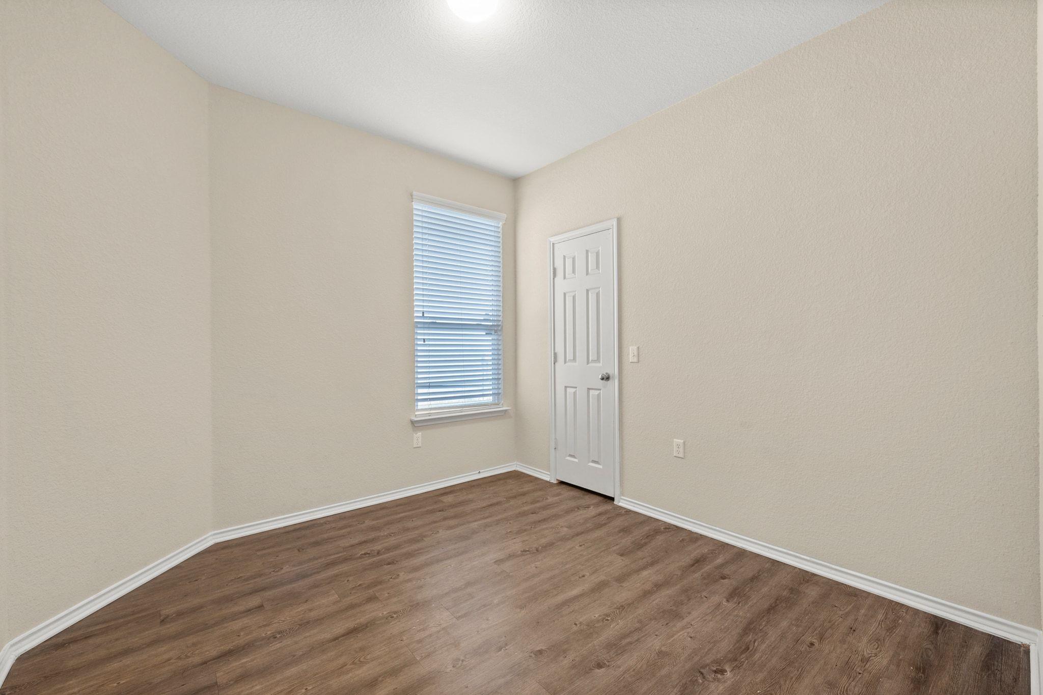 5704 Levenwood Ln Property Photo 20