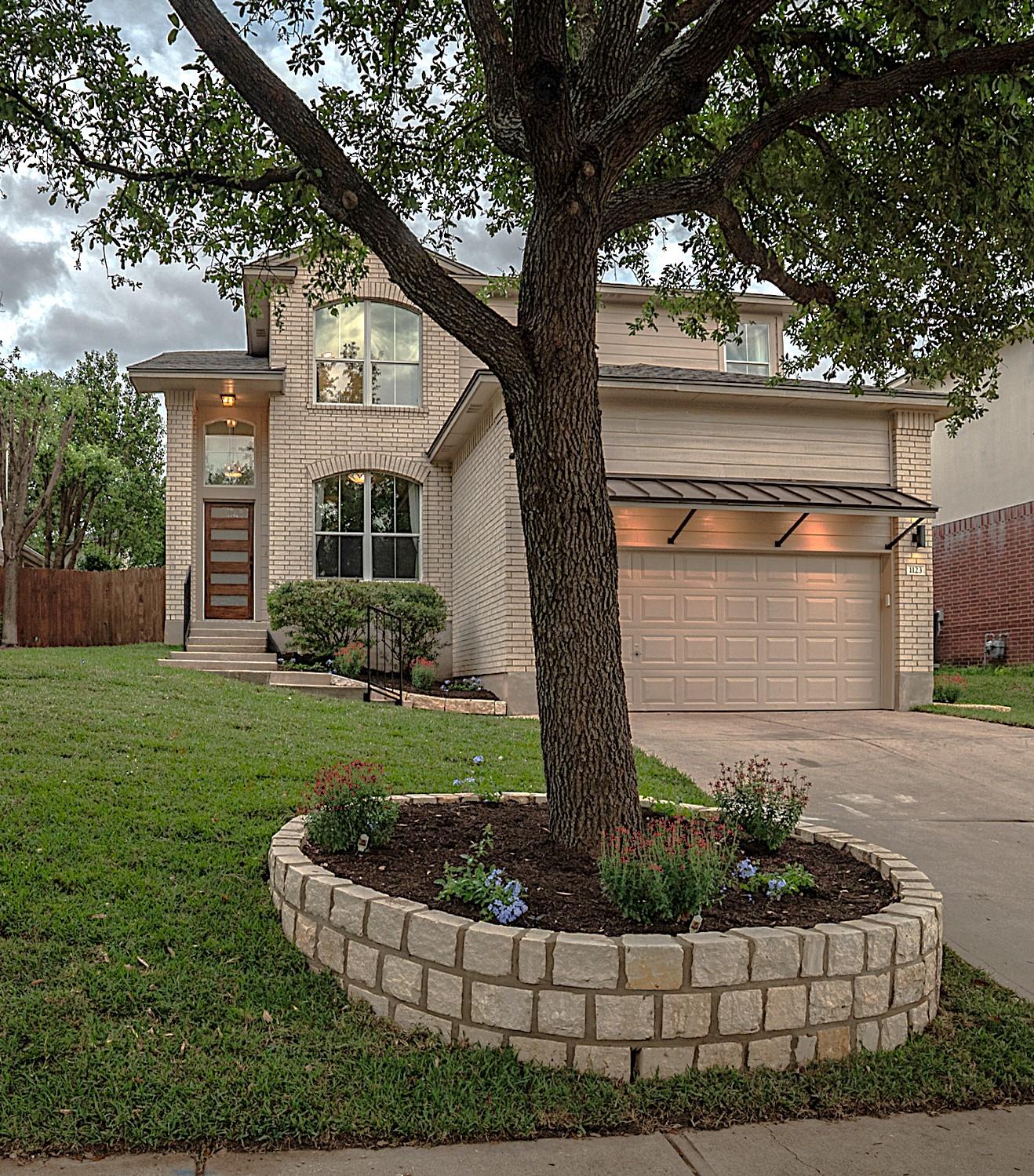 1123 Sundrop PL Property Photo 1