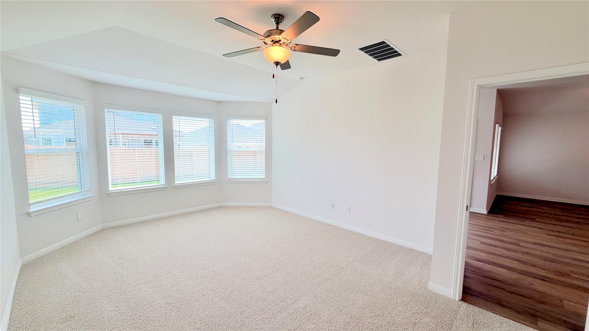208 Windfall Trl Property Photo 3