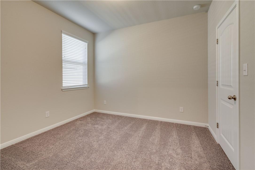 2504 Hat Bender Loop Property Photo 25