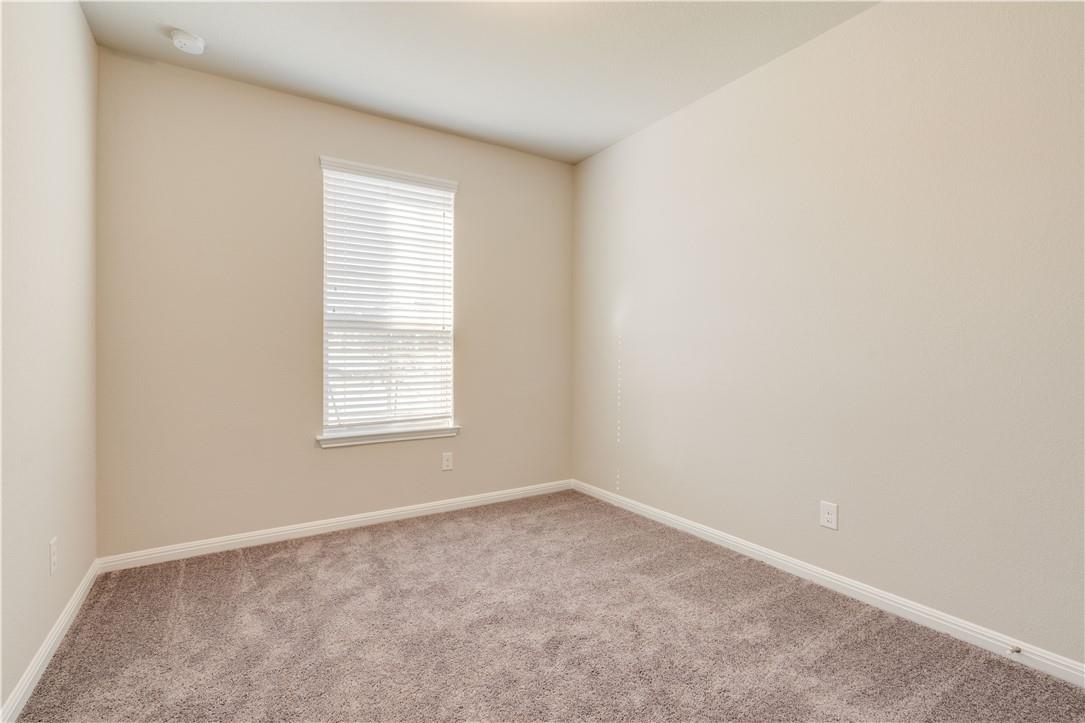 2504 Hat Bender Loop Property Photo 27