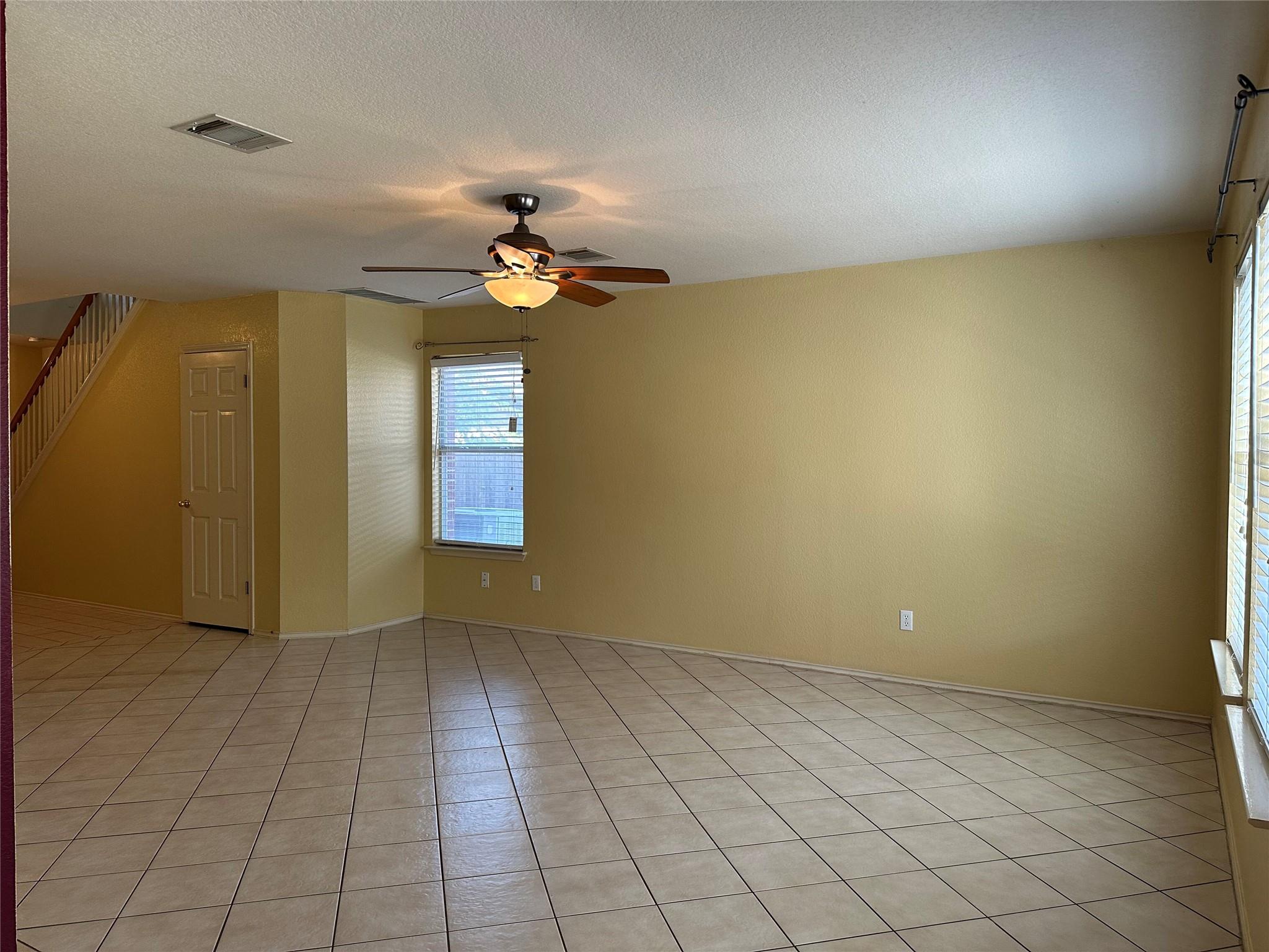 3509 Ruby Red Dr Property Photo 2