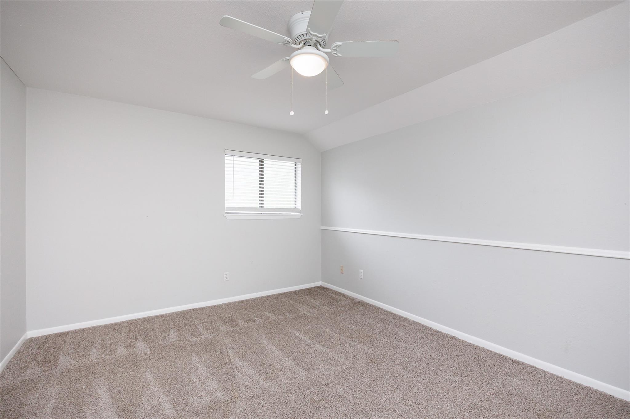 320 Long Pointe Dr Property Photo 19