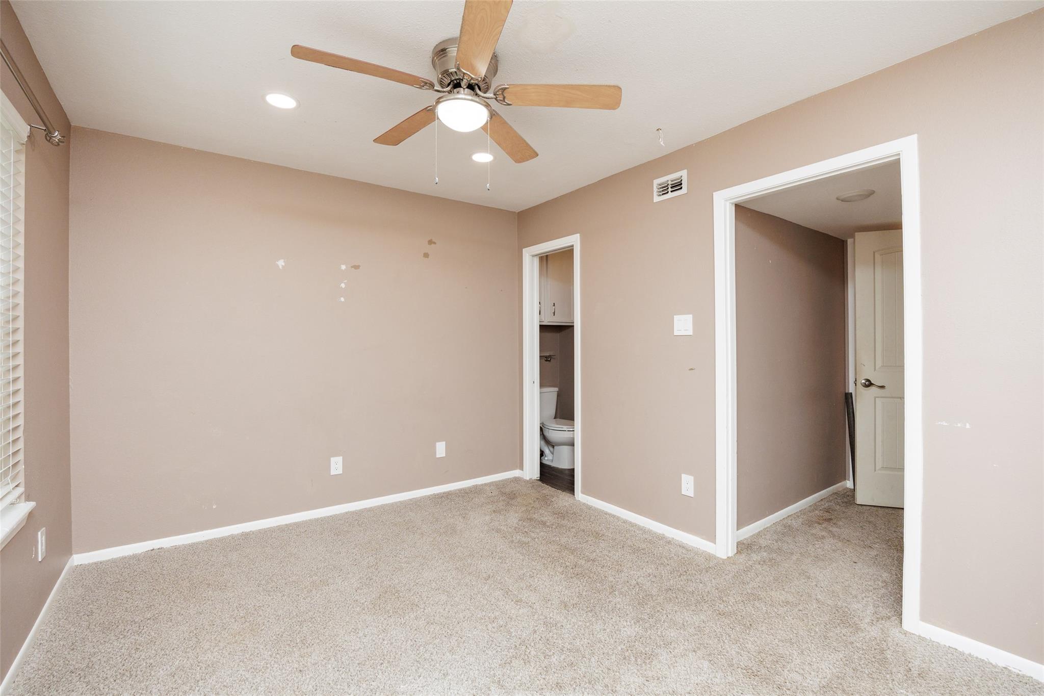 320 Long Pointe Dr Property Photo 30