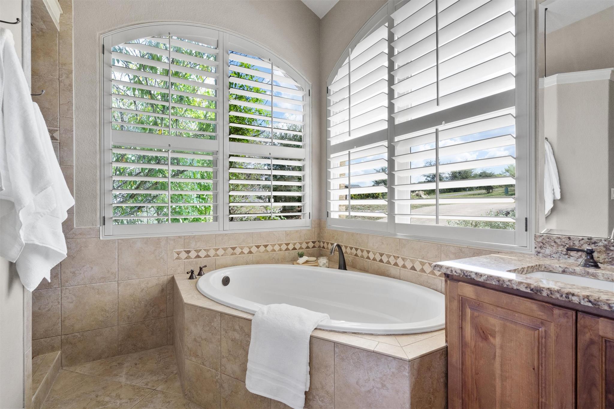 4408 Blacksmith Cv Property Photo 16
