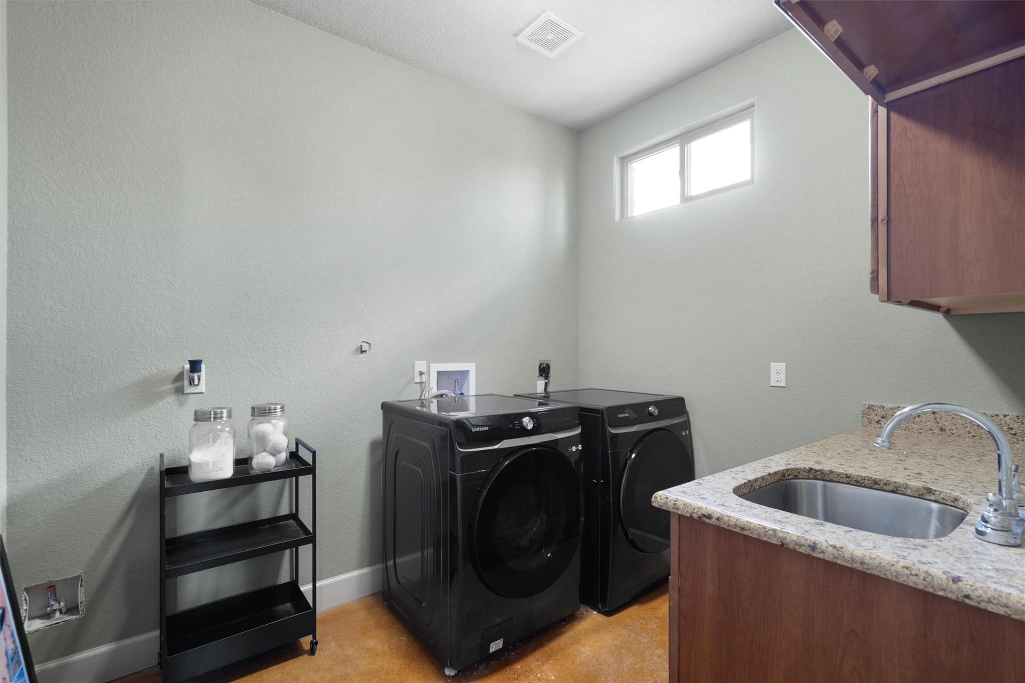 4408 Blacksmith Cv Property Photo 29