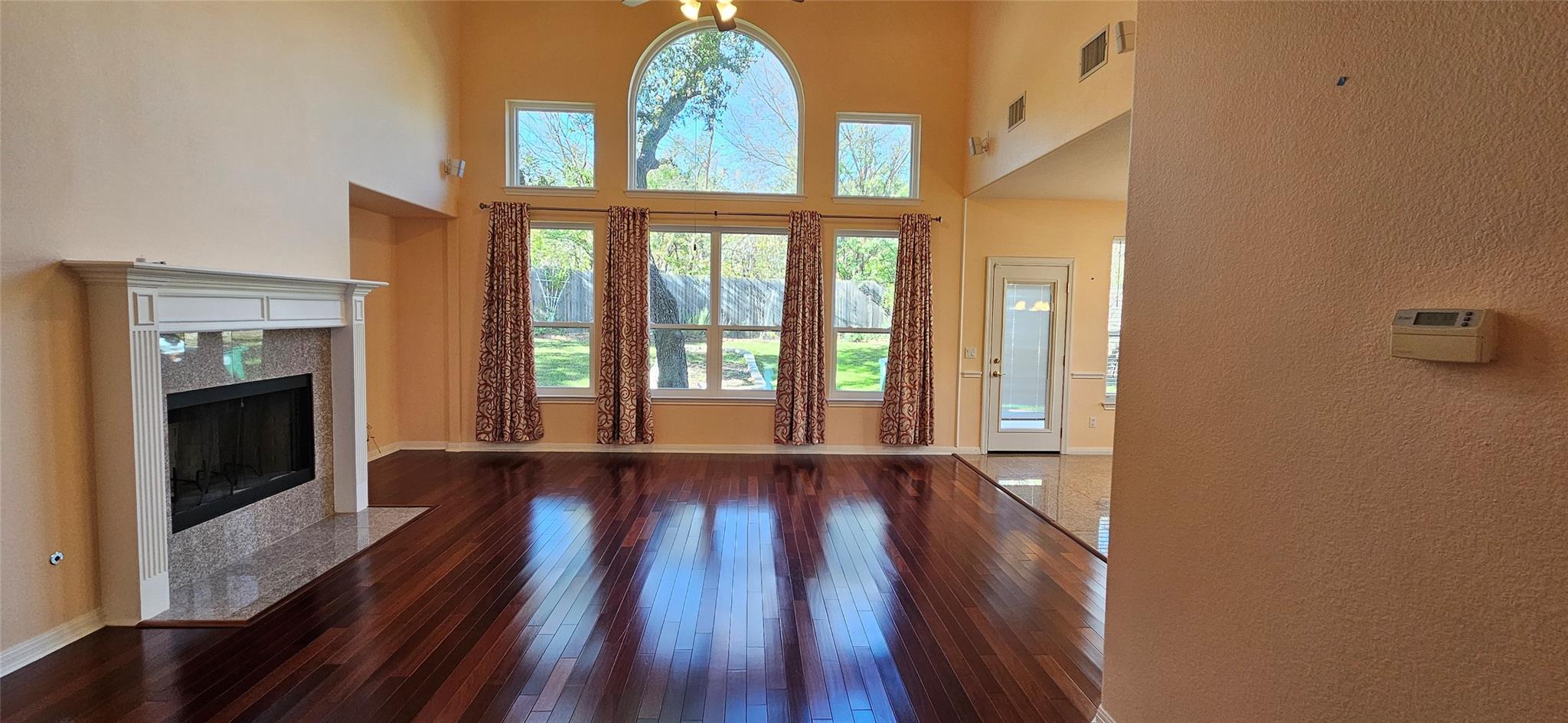 9540 Aire Libre Dr Property Photo 2