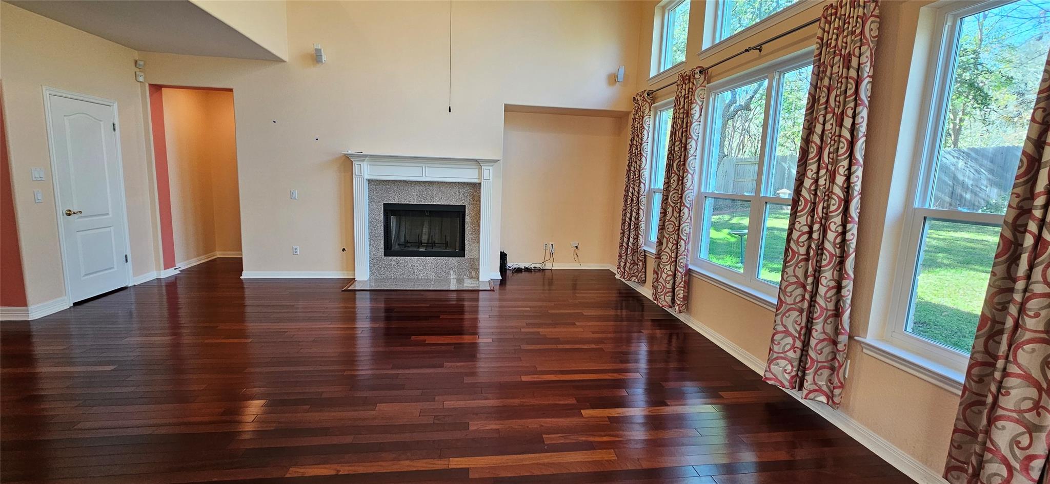 9540 Aire Libre Dr Property Photo 7