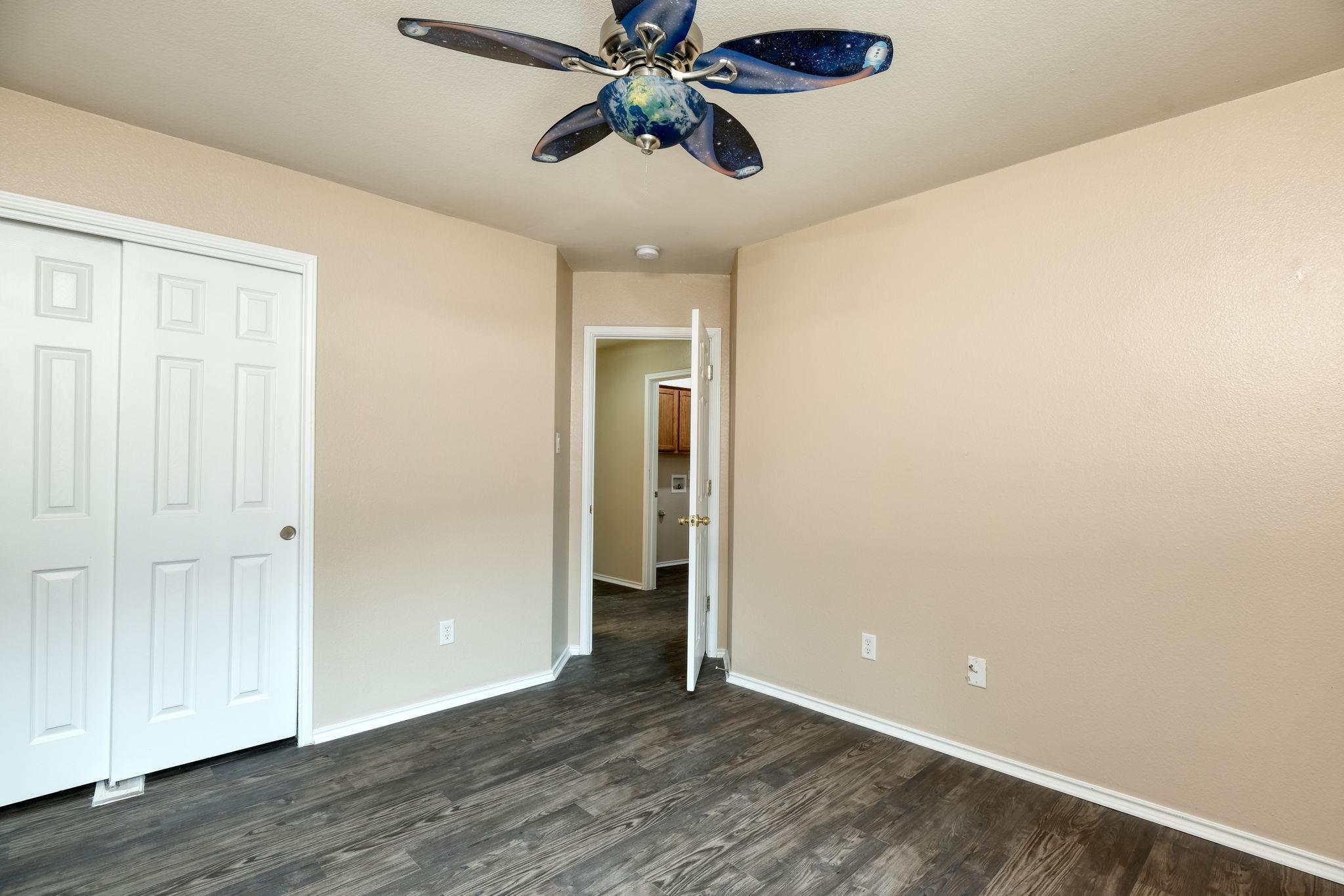 3353 Rod Carew Dr Property Photo 3
