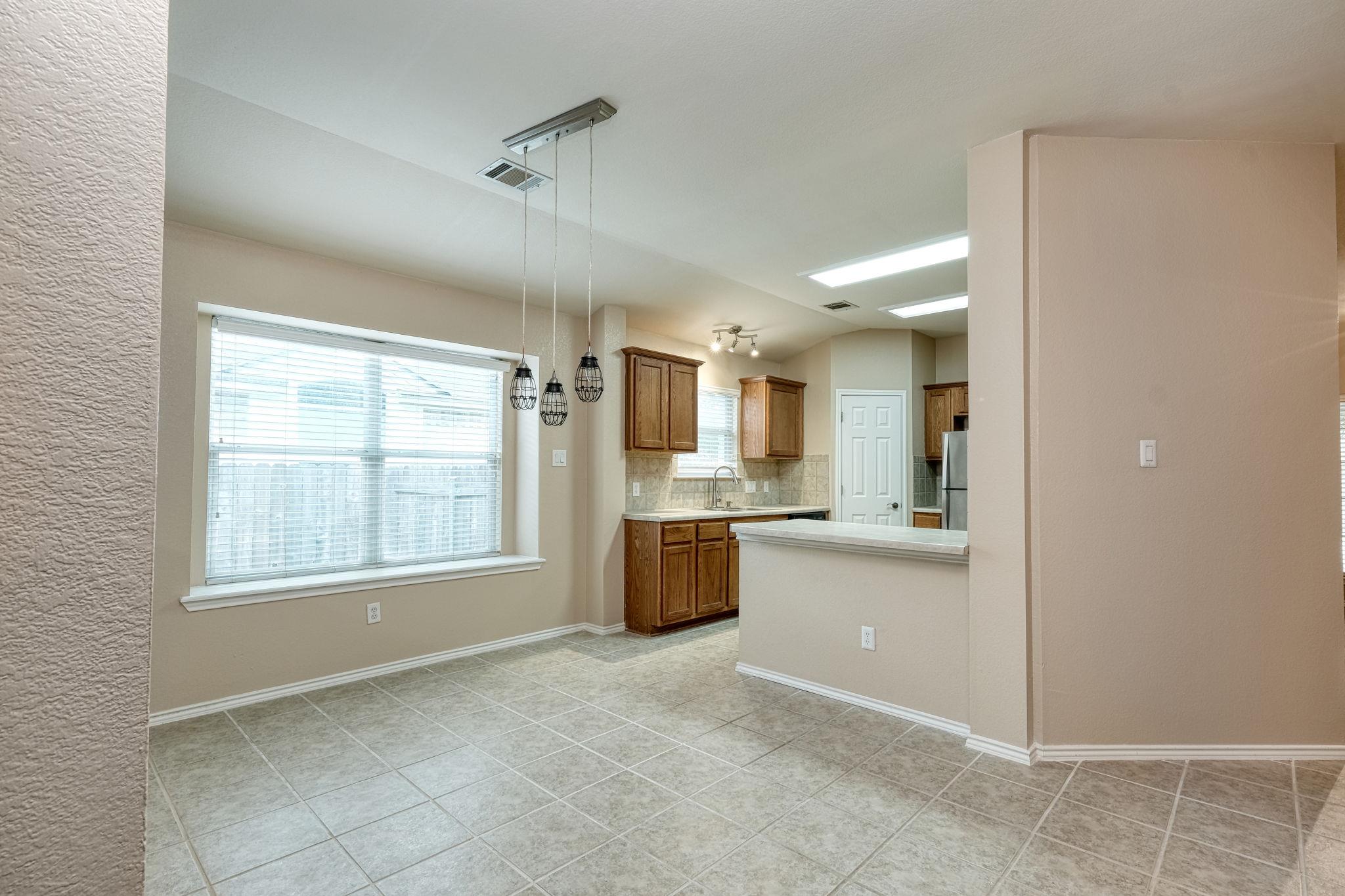 3353 Rod Carew Dr Property Photo 7