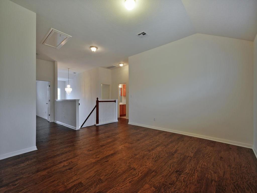 1521 Homewood Cir Property Photo 13