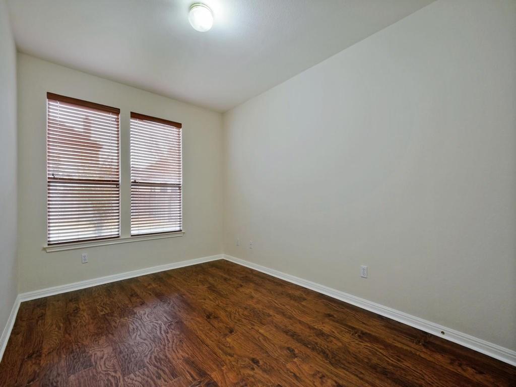 1521 Homewood Cir Property Photo 19