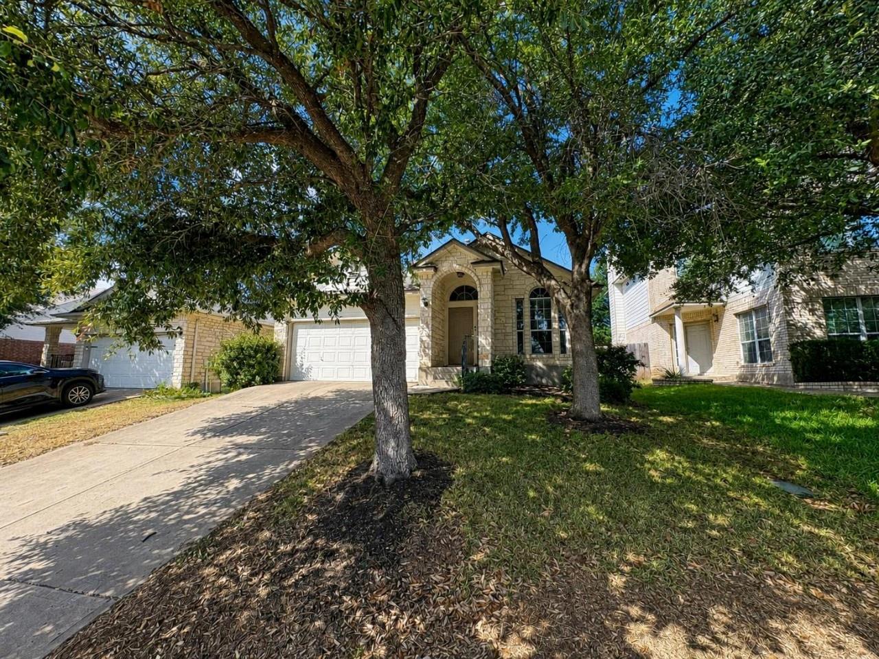 14700 Springs Edge Dr Property Photo 2
