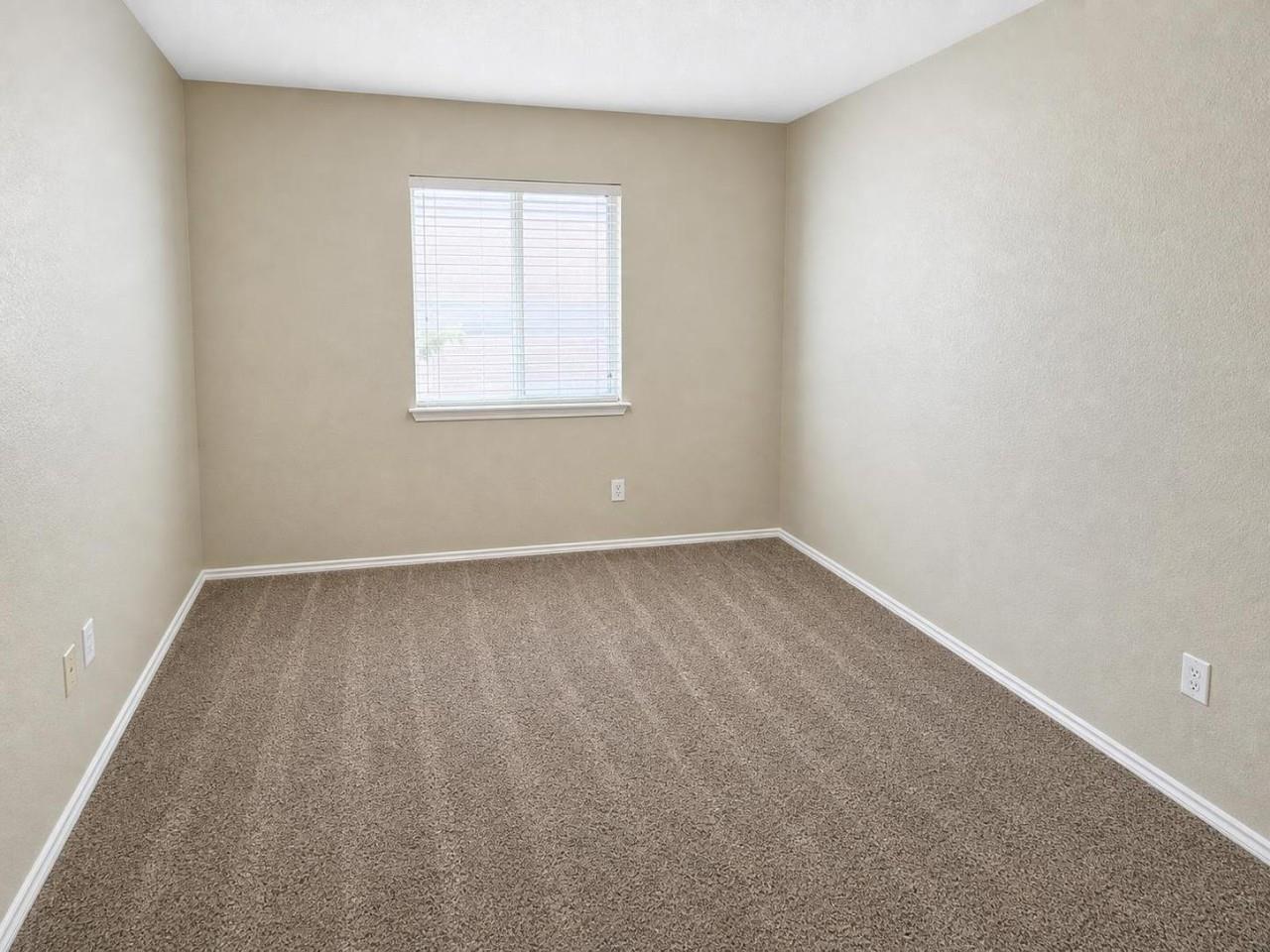 14700 Springs Edge Dr Property Photo 10