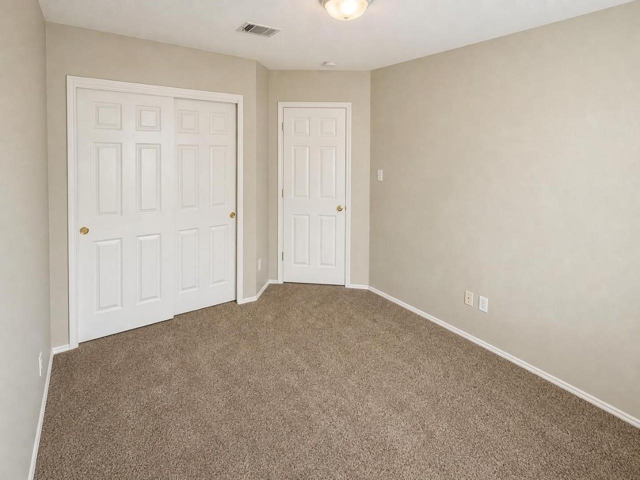 14700 Springs Edge Dr Property Photo 11