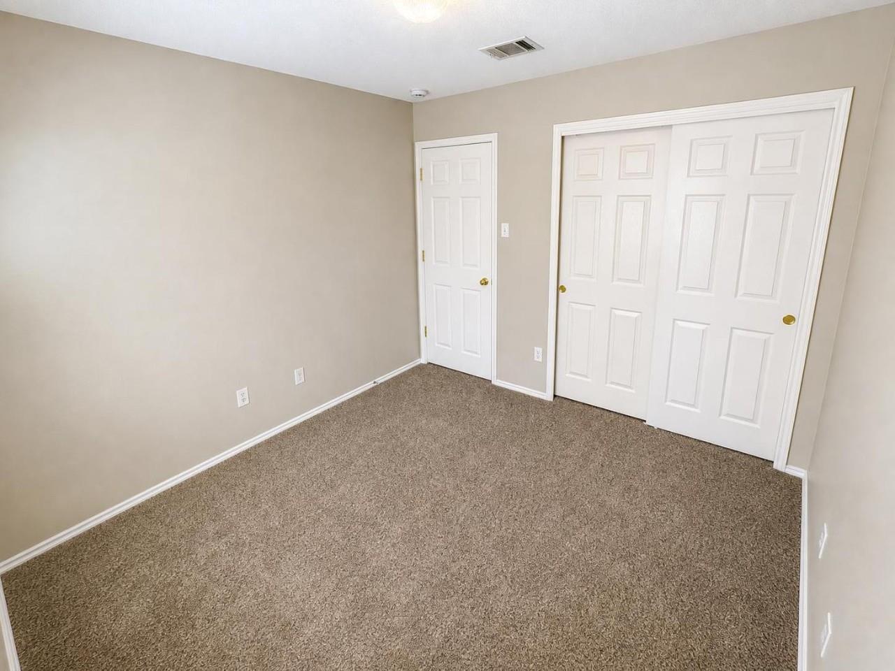 14700 Springs Edge Dr Property Photo 12