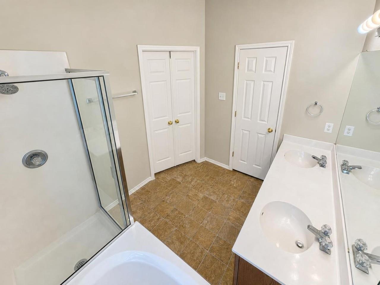 14700 Springs Edge Dr Property Photo 14