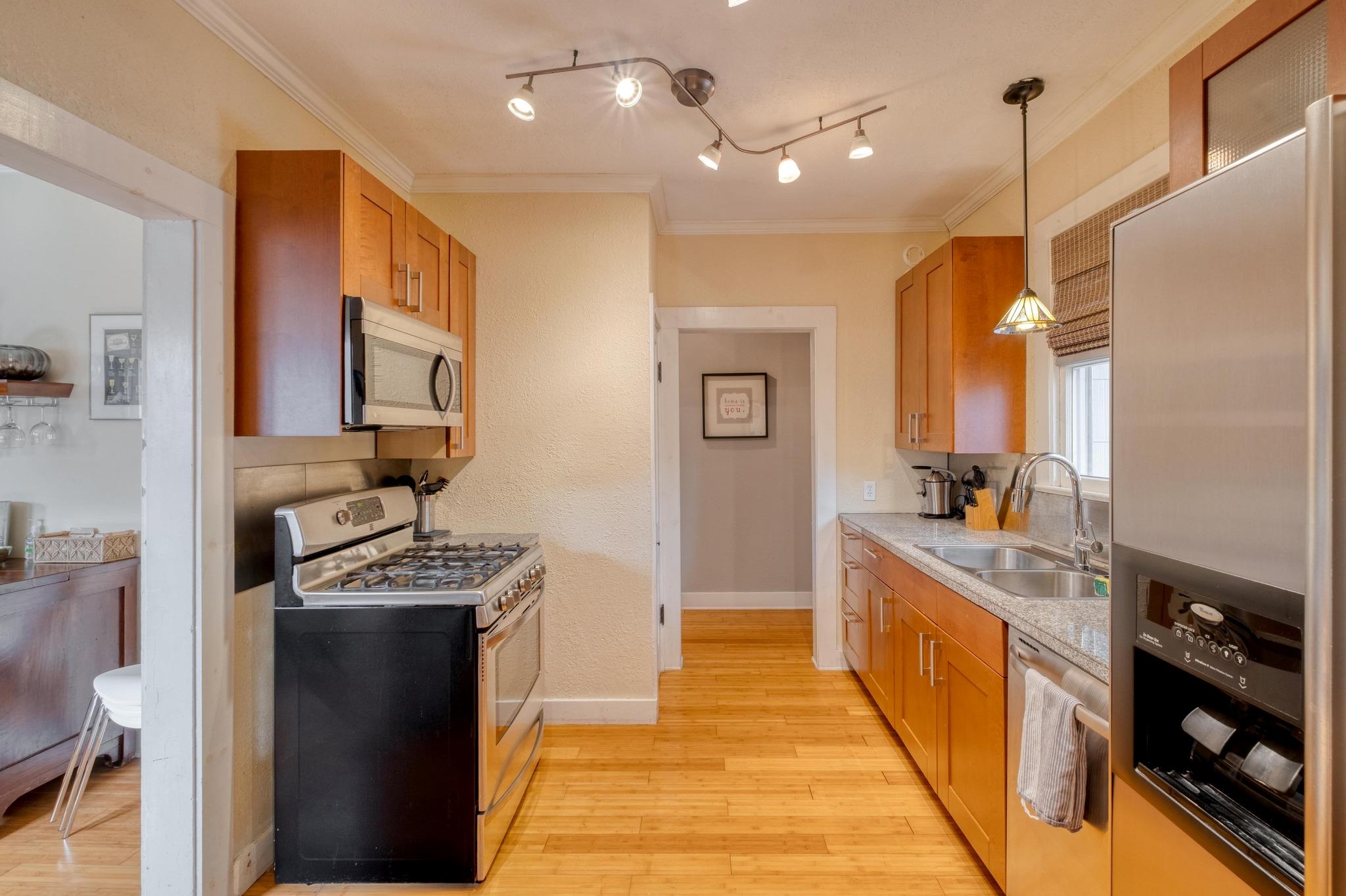 1706 Pennsylvania Ave Property Photo 15