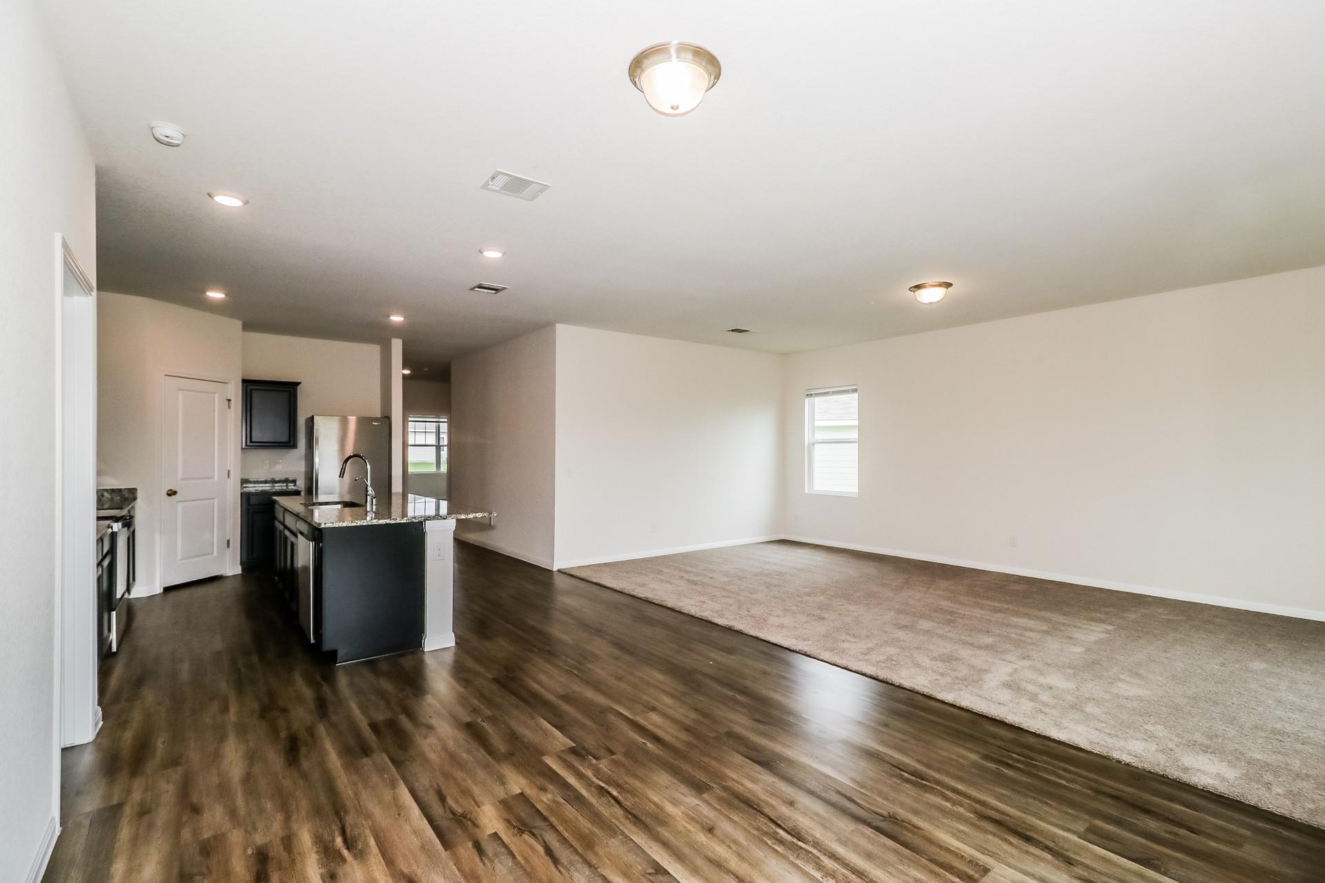 12601 Samuel Adams None Property Photo 6