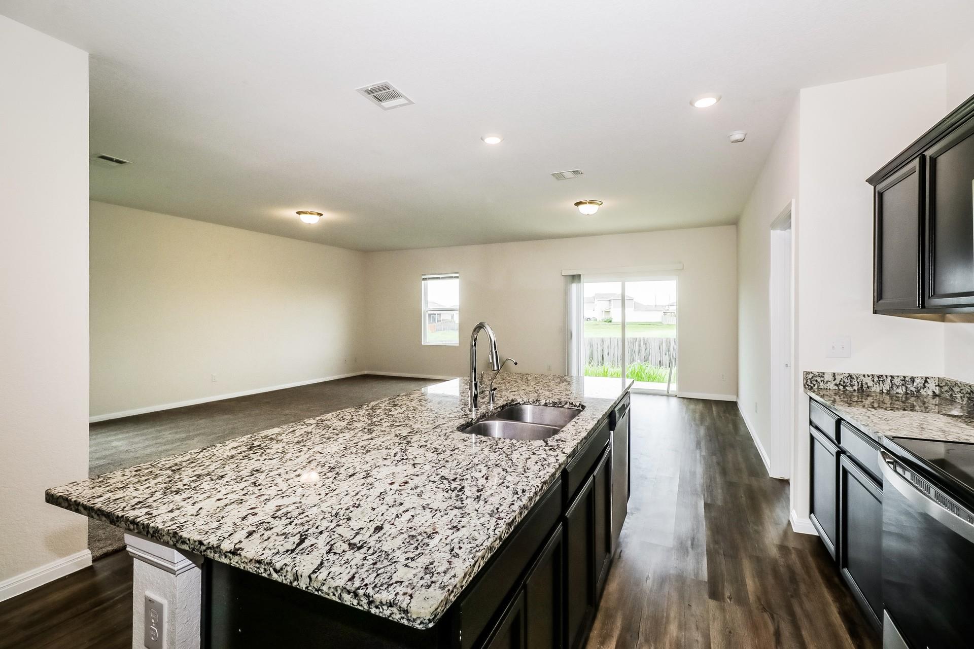 12601 Samuel Adams None Property Photo 7
