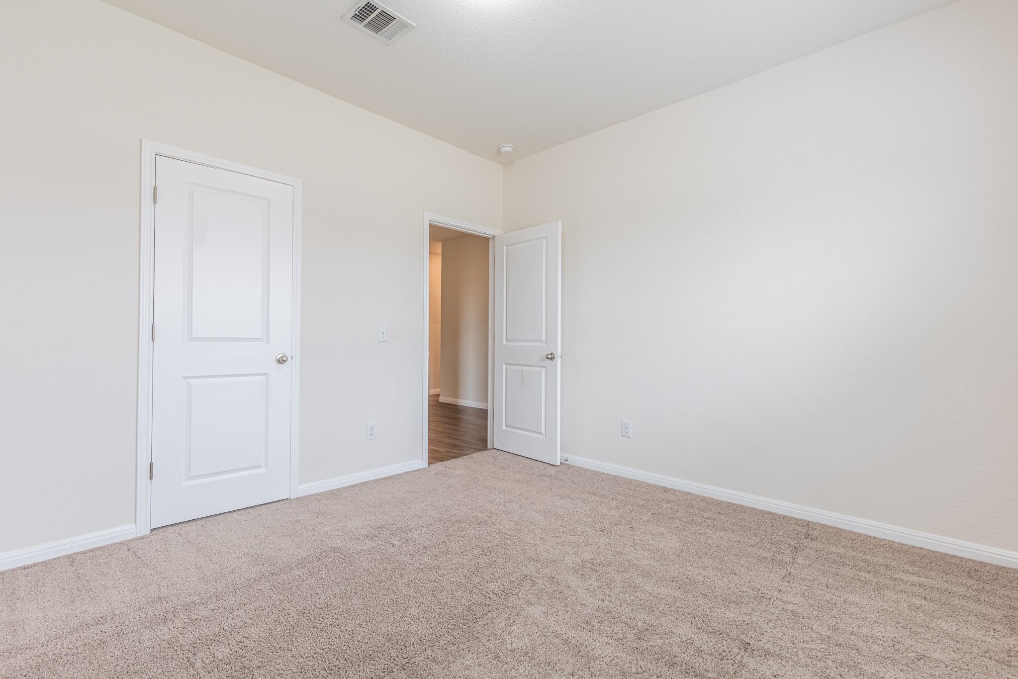 12601 Samuel Adams None Property Photo 7