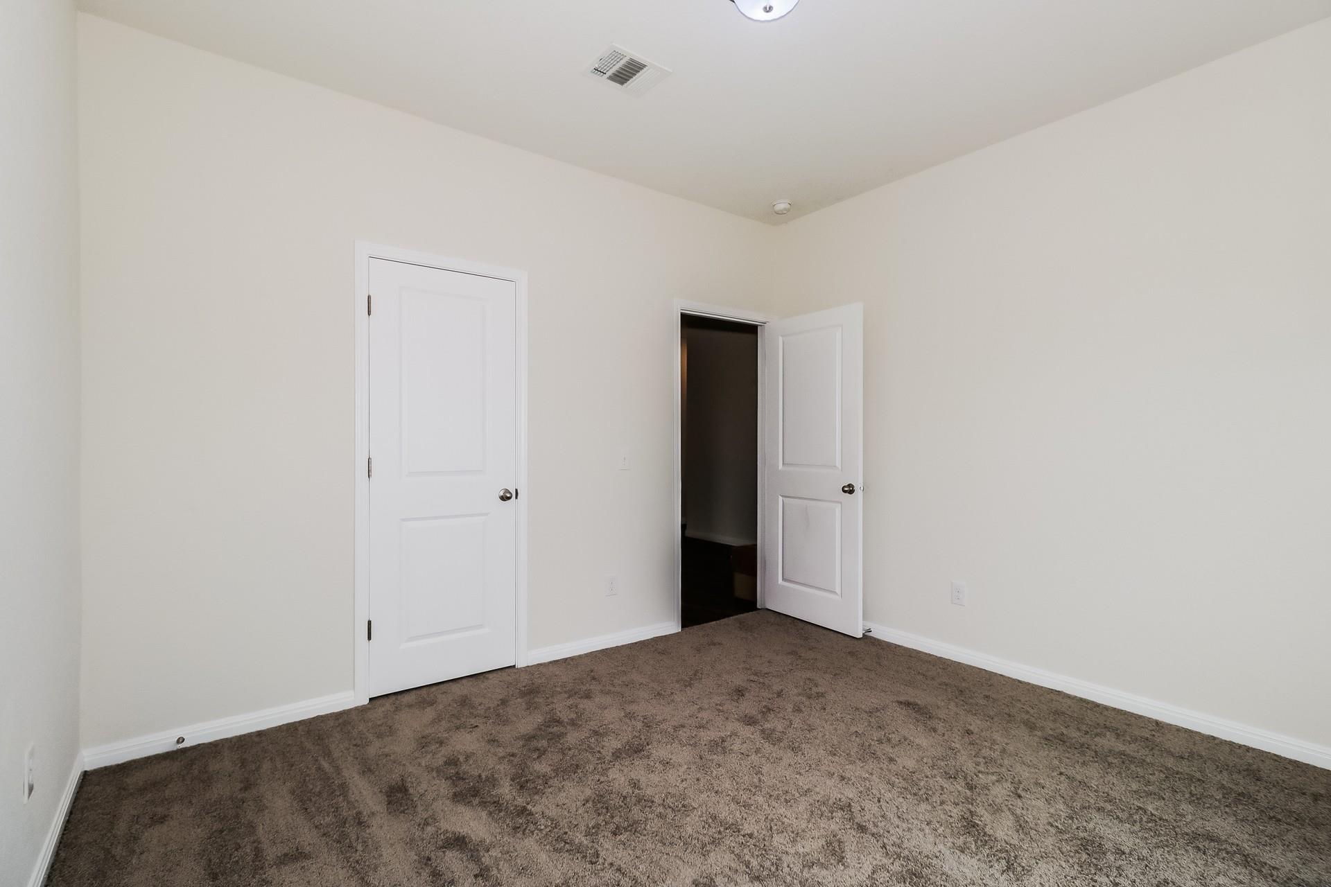 12601 Samuel Adams None Property Photo 18