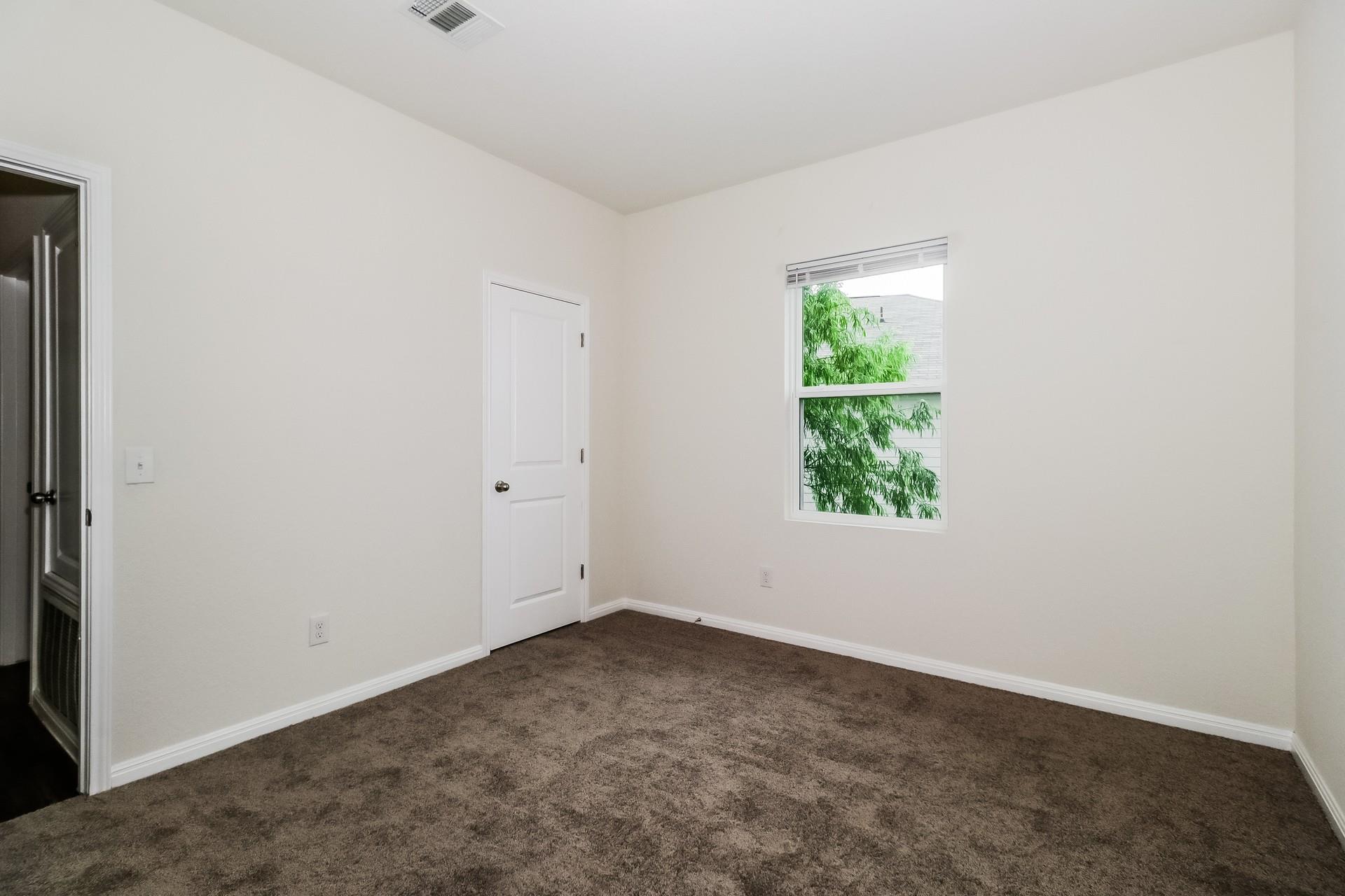 12601 Samuel Adams None Property Photo 20