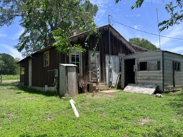 344 & 343 Bateman Rd Property Photo 3