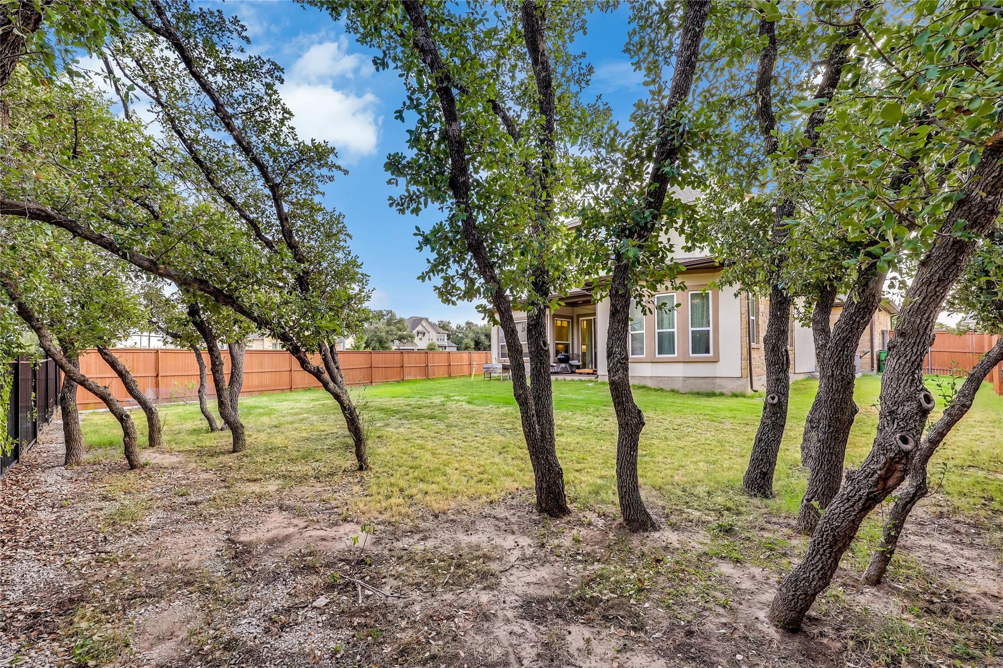 7818 Laramie Bnd Property Photo 40