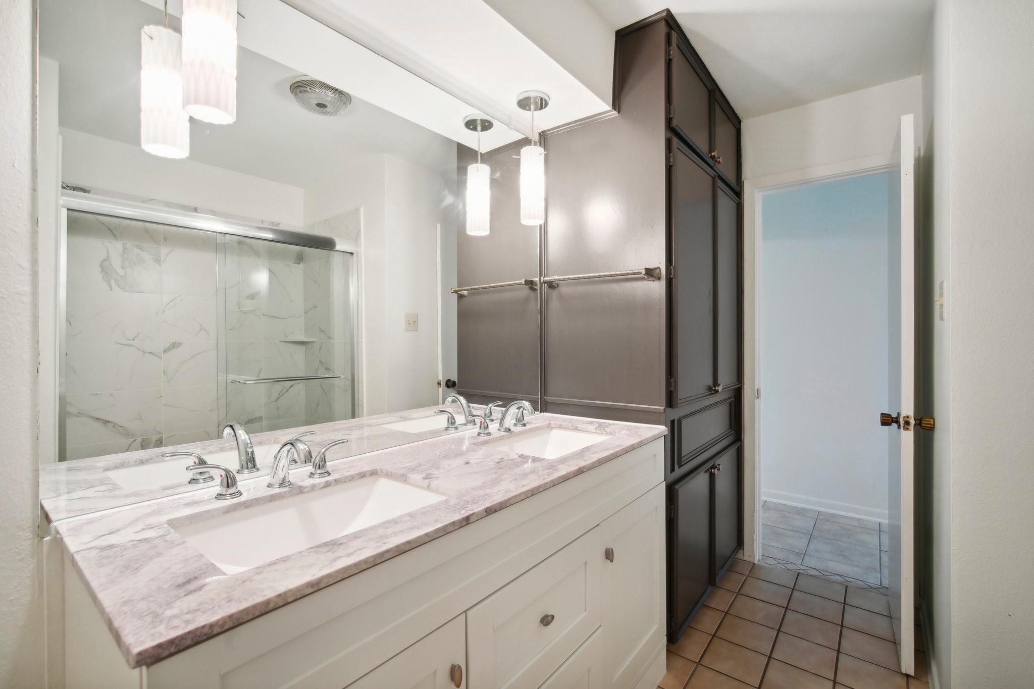 3106 E Palm Valley Blvd Property Photo 16