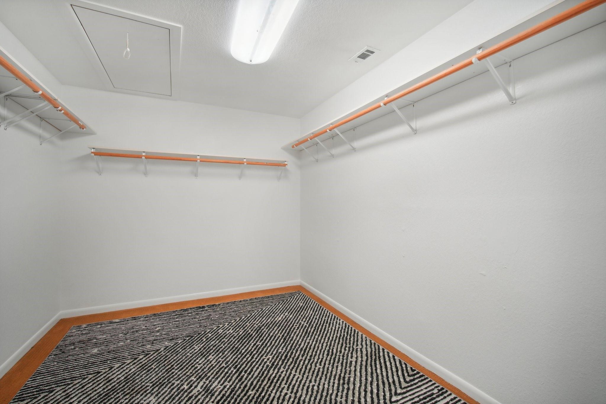3106 E Palm Valley Blvd Property Photo 22