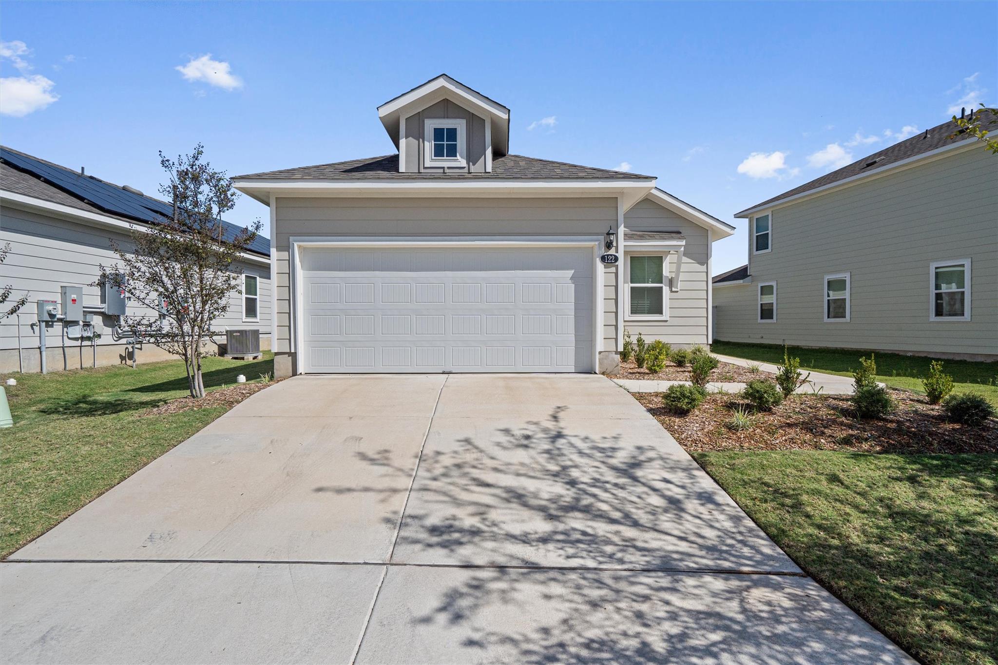 122 Bluestem Dr Property Photo 1