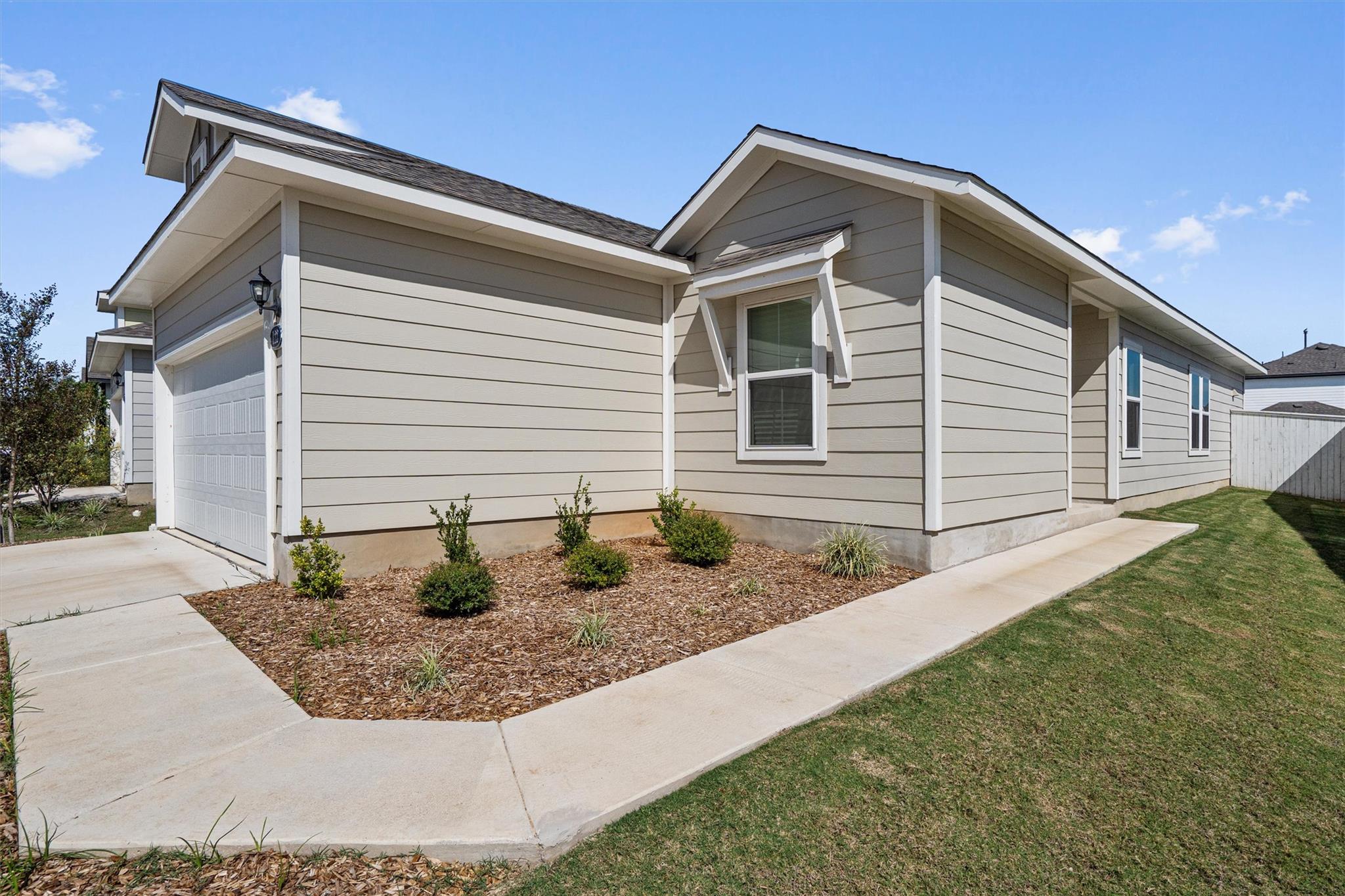 122 Bluestem Dr Property Photo 37