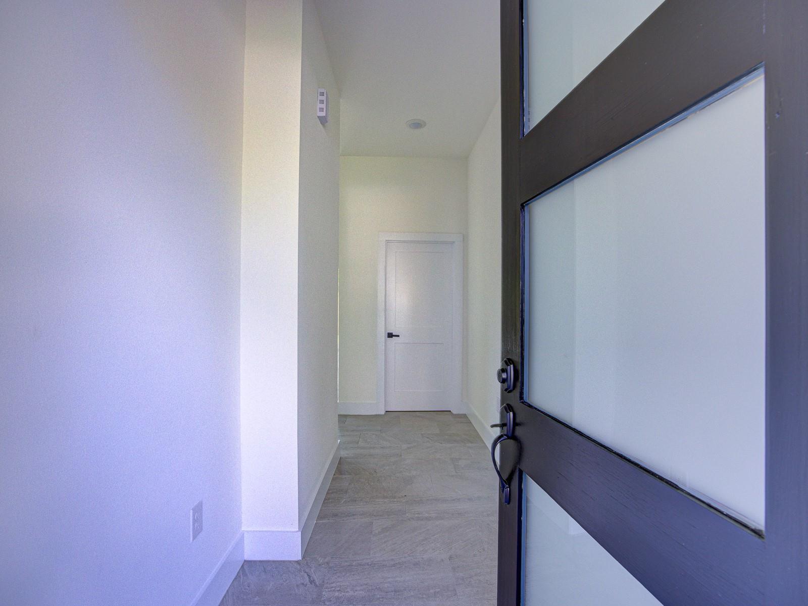 2005 Uphill Ln #a Property Photo 9