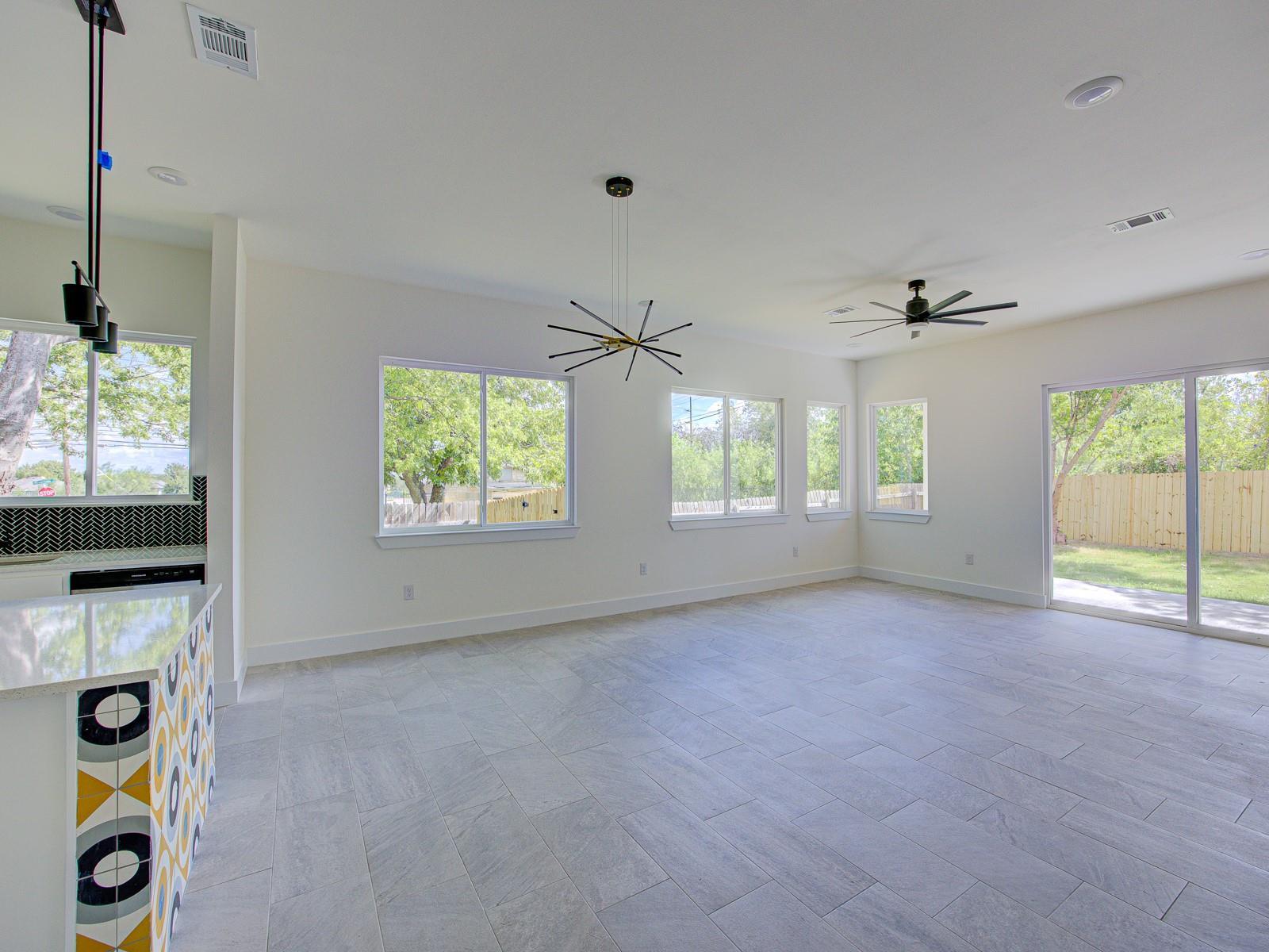 2005 Uphill Ln #a Property Photo 16